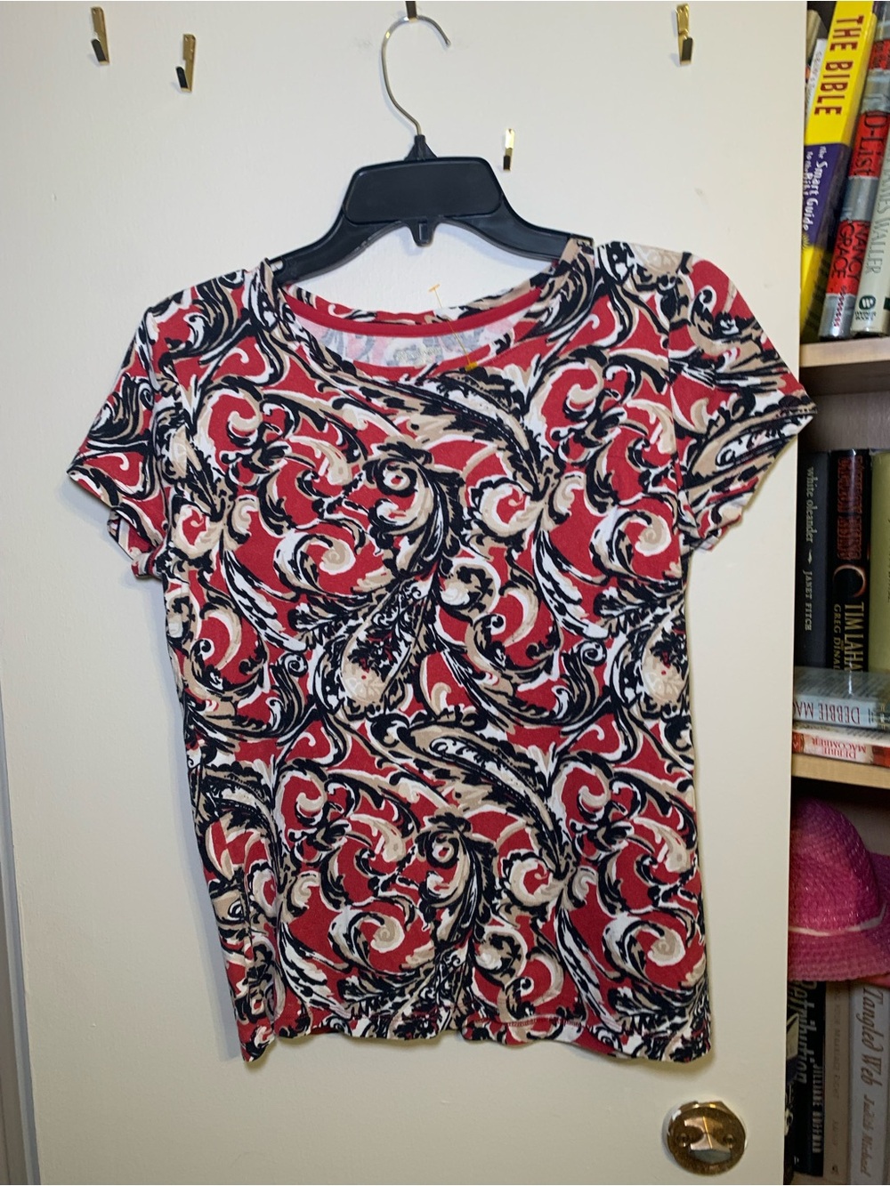 St. John's Bay Short Sleeve Swirl Print Tee in Red, Black & Cream